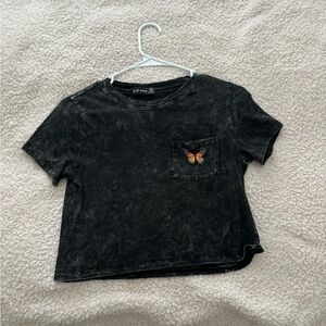 short sleeve tee, only worn a few times